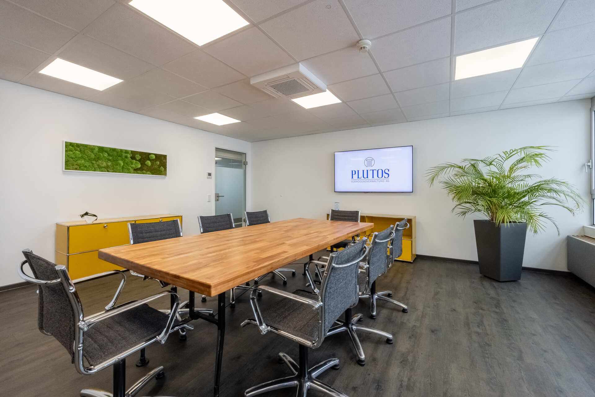 Plutos-besprechungszimmer